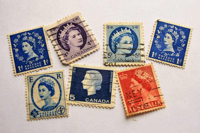 Monarchistické známky
